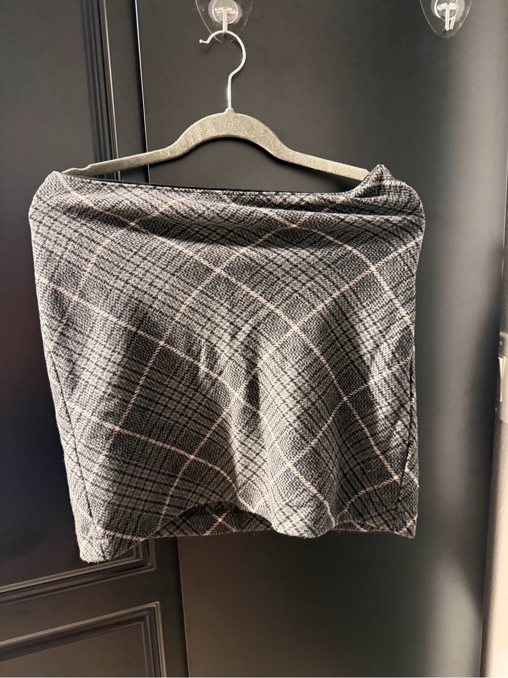 Abercrombie & Fitch Black and Gray Plaid Mini Skirt